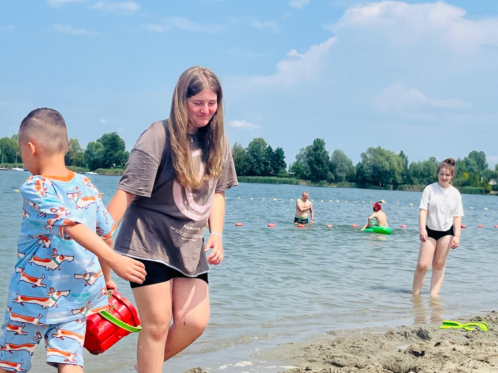 Machina ruszyła – Letni kurs językowy czas start!  🇬🇧📝🌞⛱️🇬🇧